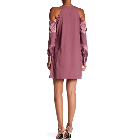 BeaUtiFuL NsR SaTin c0ulD sh0ulDer drEsS - Picture 2 of 10